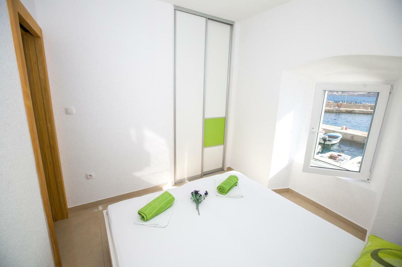 Apartmani Cindric คาร์โลบัก ภายนอก รูปภาพ