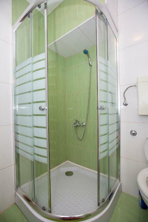 Apartmani Cindric คาร์โลบัก ภายนอก รูปภาพ