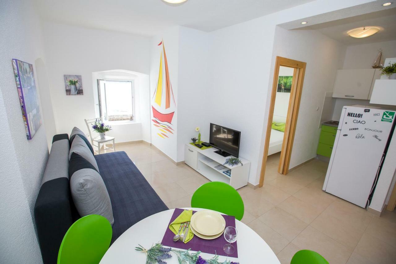 Apartmani Cindric คาร์โลบัก ภายนอก รูปภาพ